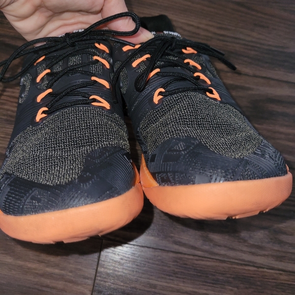 Reebok crossfit Pump sneakers size 8. Preowned good condition, took picture from - Picture 8 of 8